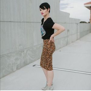 SOLD! Leopard Print Pencil Skirt (size m)